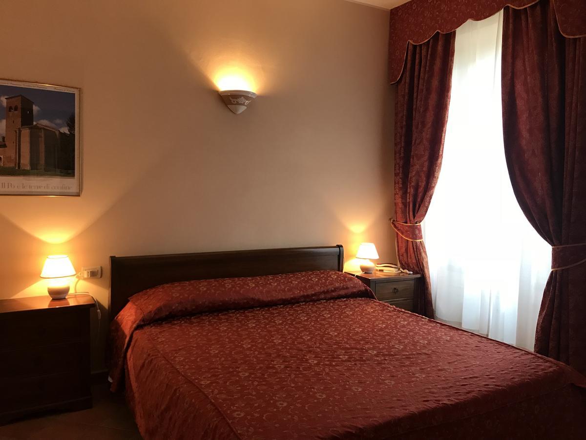 Locanda Ca' Rossa San Giovanni in Croce ภายนอก รูปภาพ