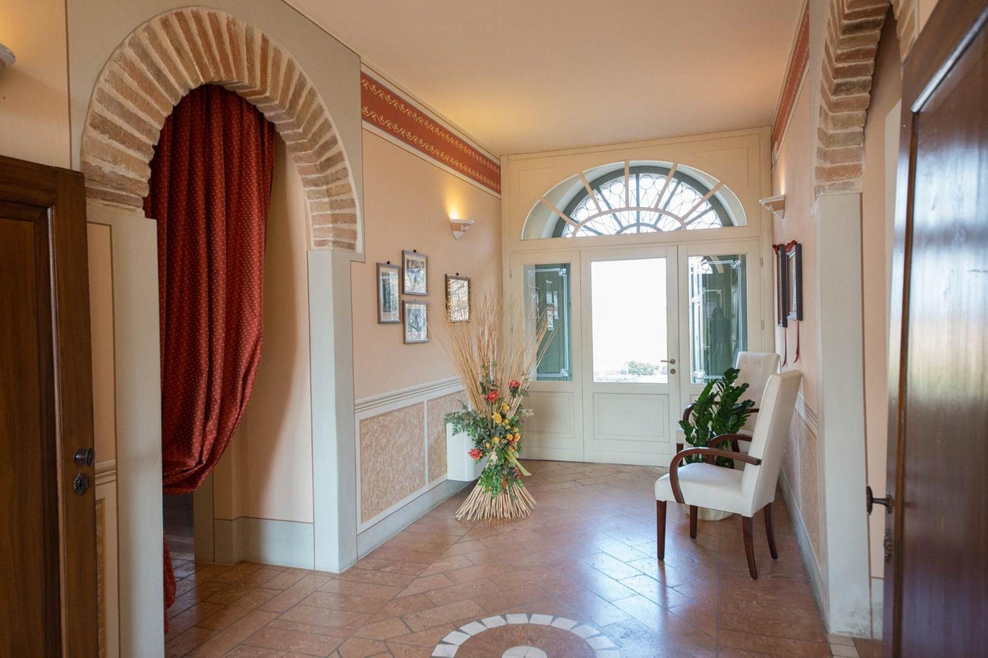 Locanda Ca' Rossa San Giovanni in Croce ภายนอก รูปภาพ